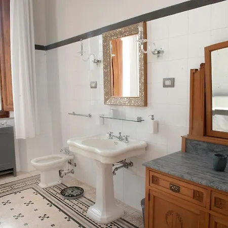 Villa Pieroni - Barga Castelvecchio Pascoli